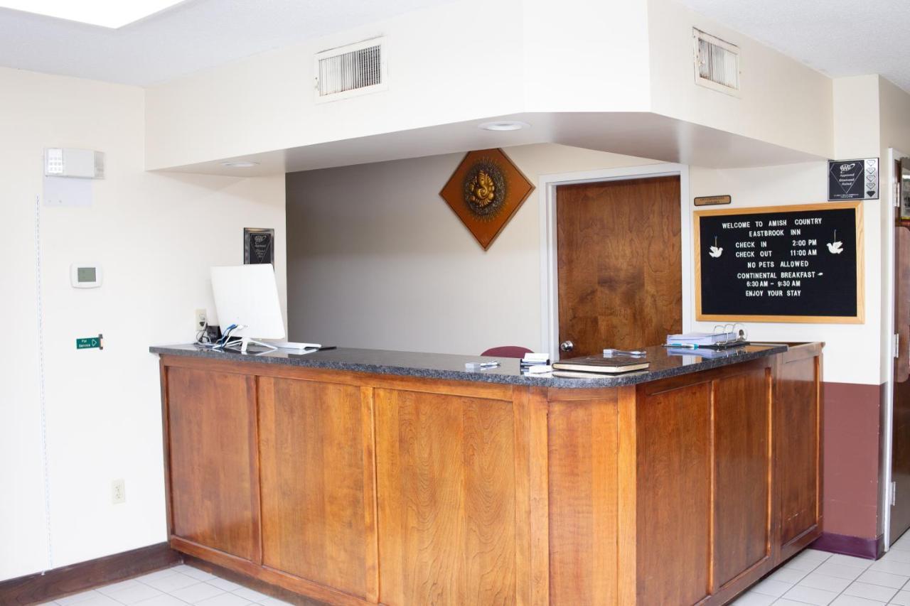 Eastbrook Inn Ронкс Екстер'єр фото