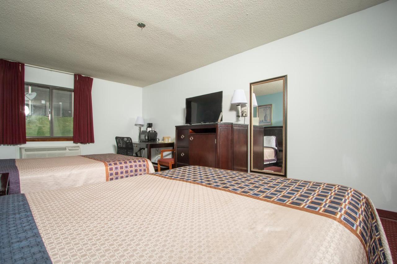 Eastbrook Inn Ронкс Екстер'єр фото